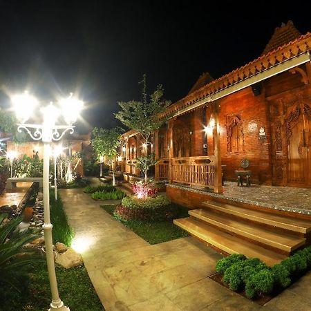 Joglo Jawa Jepara Exterior foto